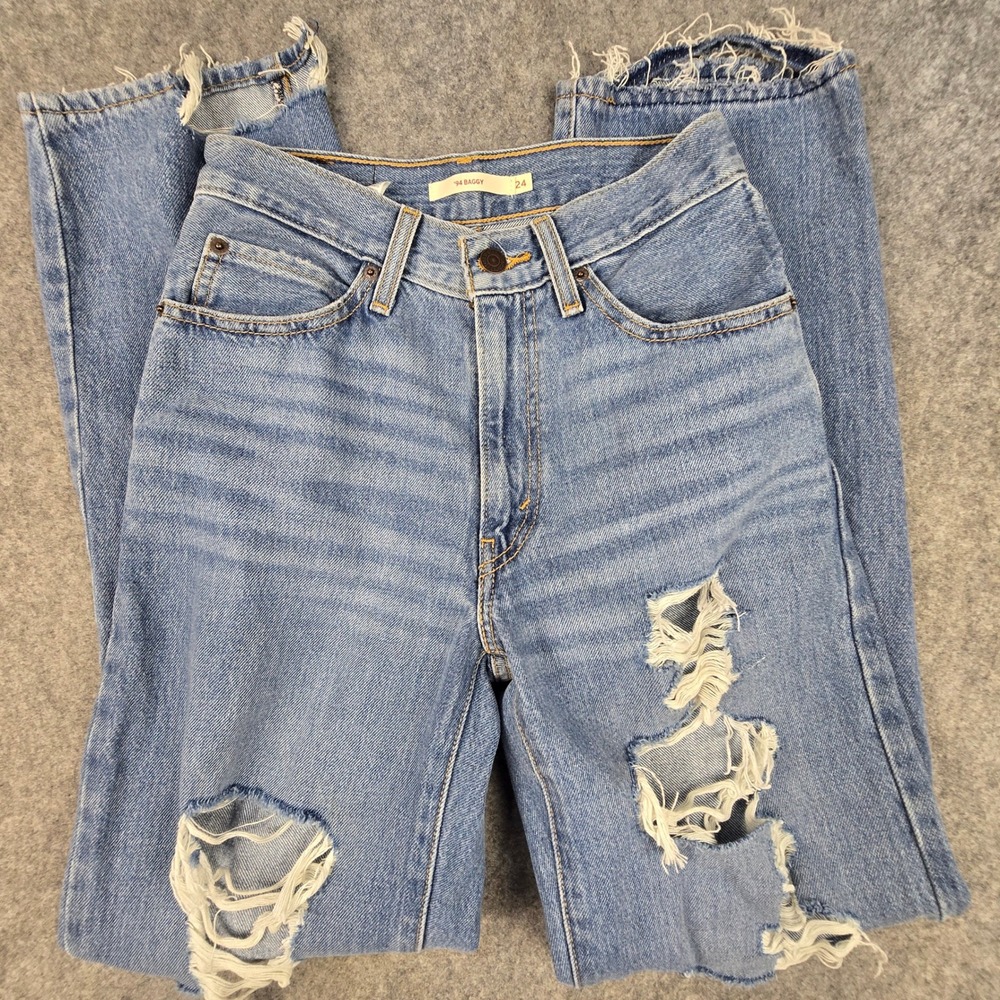 Levis 94 Baggy Jeans Womens 24 Blue Light Wash Relaxed Distressed Ripped Knee